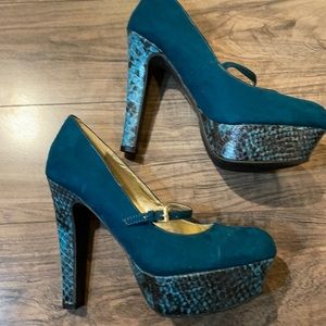Mary Jane platforms by Guess!